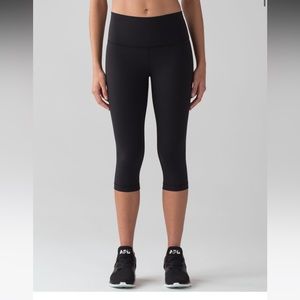 EUC lululemon wunder under 17” leggings